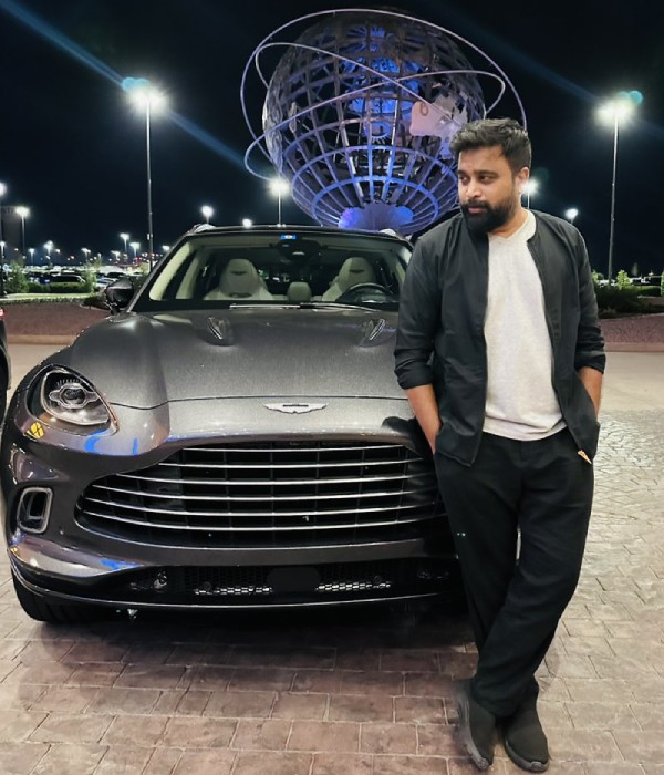 Sasikumar poses with Aston Martin Car and fans go craze 