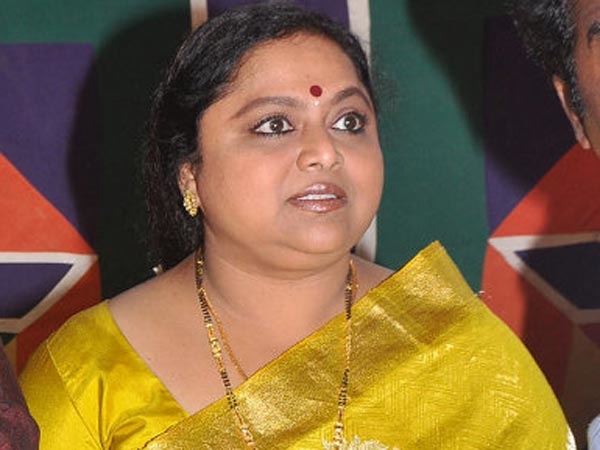 Director K Balachander Advices Saritha in her critical situation