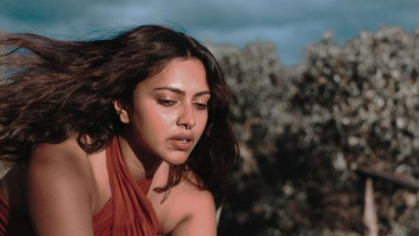 Tamil famous actor amala paul latest trending on social media 