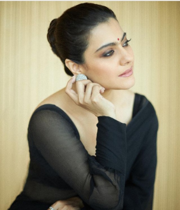 Bollywood actress Kajol Looks Shares Black Saree Pics on Insta