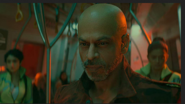 Is Actor Vijay Doing a Cameo Role in Jawan Movie? Picture Goes Viral On Social Media Is Actor Vijay Doing a Cameo Role in Jawan Movie? Picture Goes Viral On Social Media