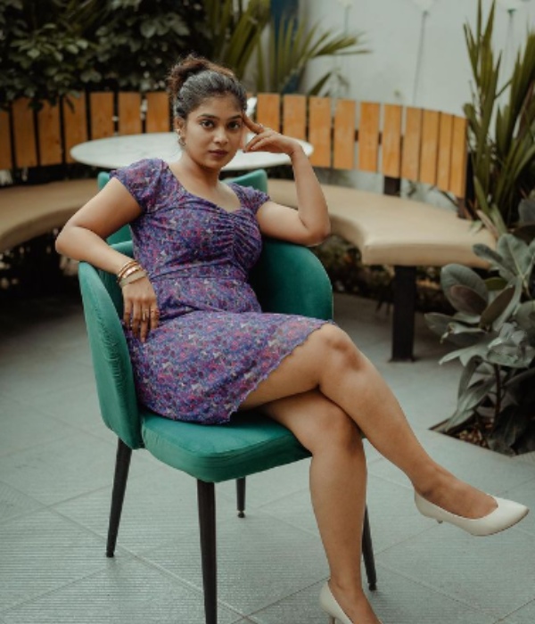 vj parvathy latest instagram post trending on social media