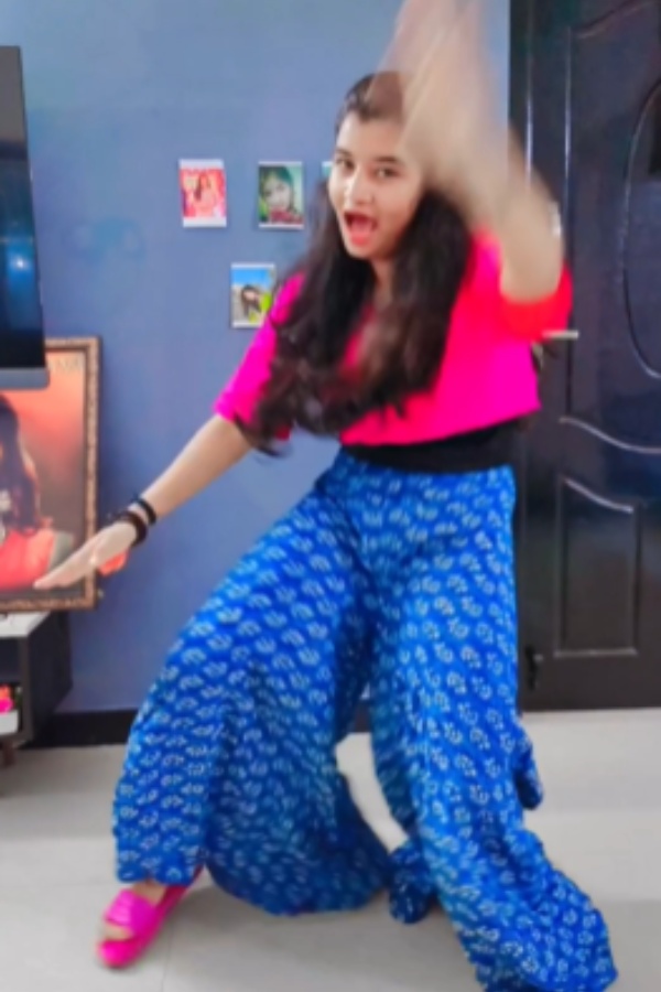 Bigg Boss Dhanalakshmi grooves for Jailer Kaavaala song