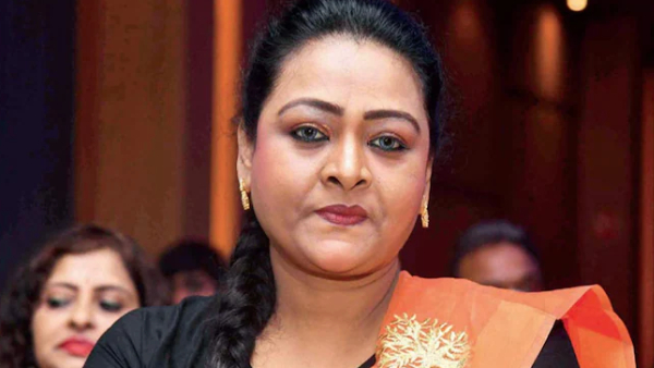 famous actress Shakeela shared bad experience on hospital