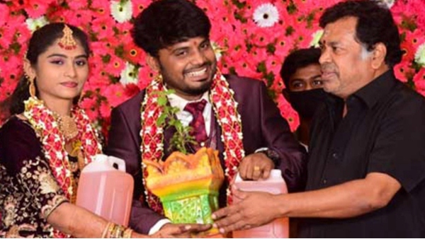 Mayilsamys eldest son has denied a divorce News 