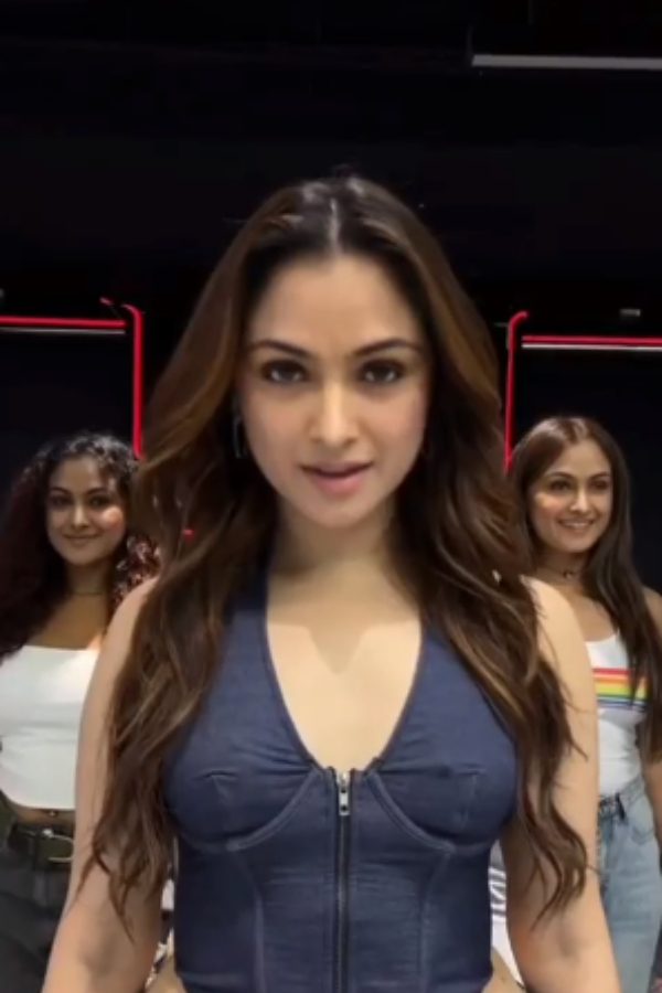 Tamannaah video on Kavaala song edited with Simran and Kajal aggarwal with the help of AI Tamannaah video on Kavaala song edited with Simran and Kajal aggarwal with the help of AI