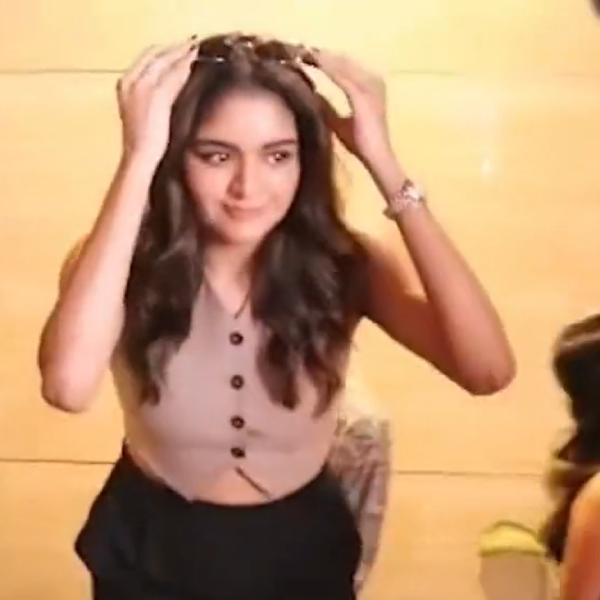 Aditi Shankar upset over youtuber questions at Maaveeran FDFS 