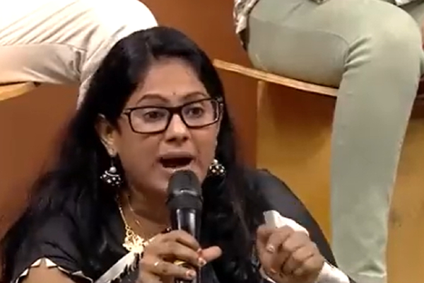 Netizens Trolled Actress Rekha Nair due Her Speech in Debate show 