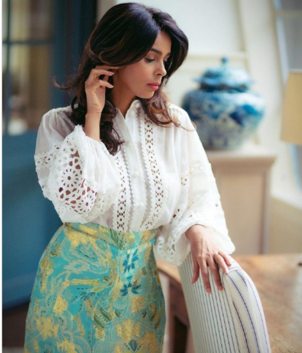 Bollywood actress Mallika sherawat on casting couch