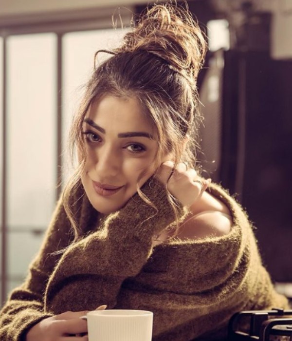 Actress Raai Laxmi new photoshoot pictures gets more likes