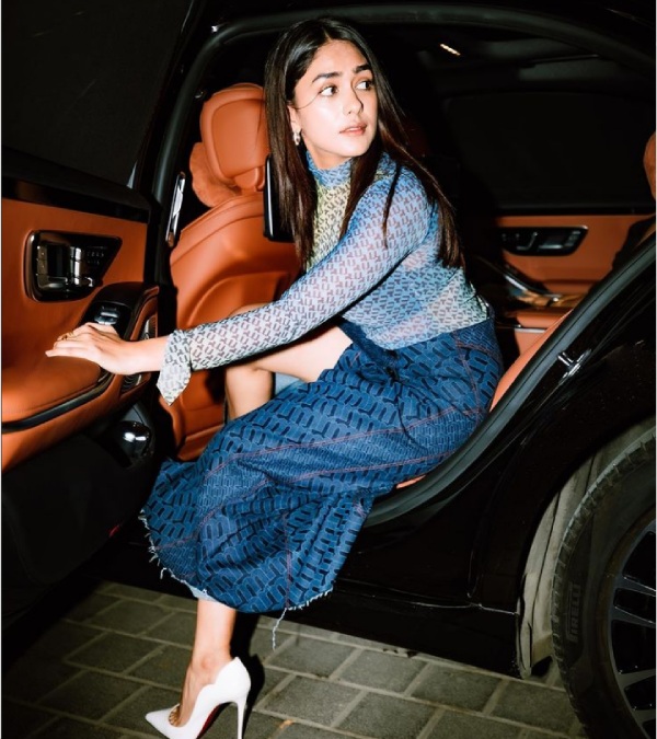 Mrunal thakur hike her salary to crores after lust stories 2 