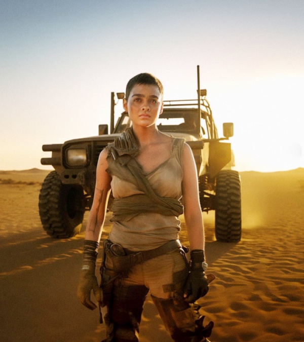 actress gayathrie shankar instagram new photoshoot trending on internet