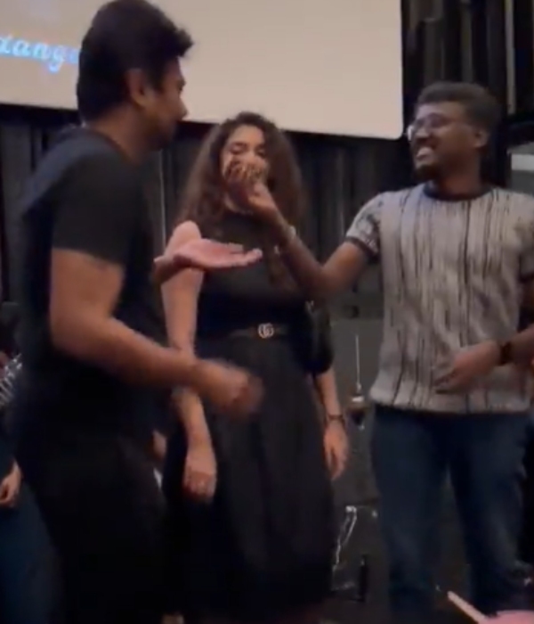 The film crew celebrated the success of mamannan 