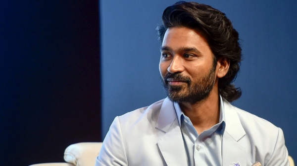 Actor Dhanush joins his School reunion function and met his old friends