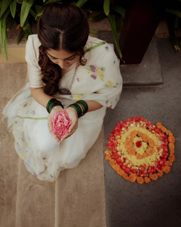 Actress manjima mohan onam special photoshoot