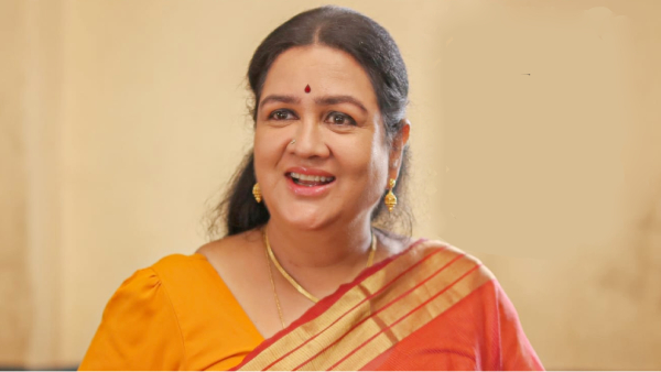 mundhanai mudichu urvashi shared personal life story 