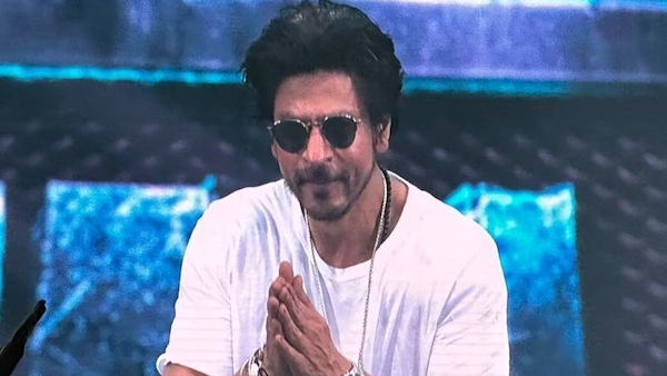 Actor Shah rukh khan says that Anirudh is like his son in Jawan pre release function