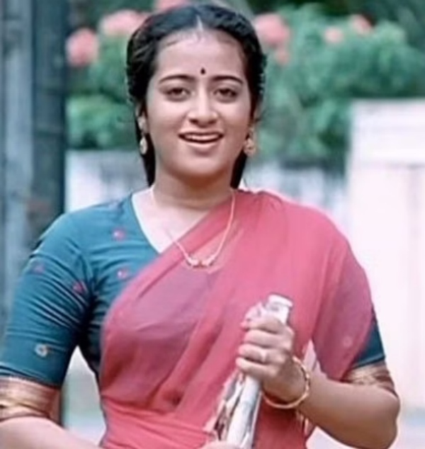 kizhakku cheemayile Actress Rudra latest photos and fans reaction 