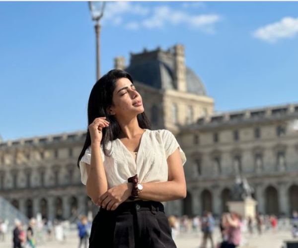 Actress Pavithra lakshmi met with an accident and recovering