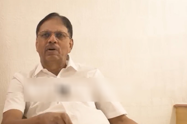  Vijay: Tirupur Subramaniam opined that Vijay is better than Suriya and Karthi 