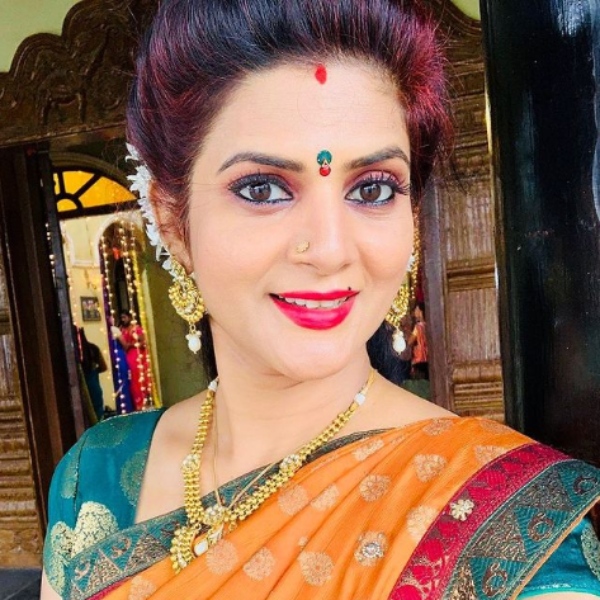 Eeramaana rojaave season 2 actress meena vemuri interview 