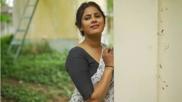 Serial actress Rekha Nair talk about woman wearing dress style Serial actress Rekha Nair talk about woman wearing dress style