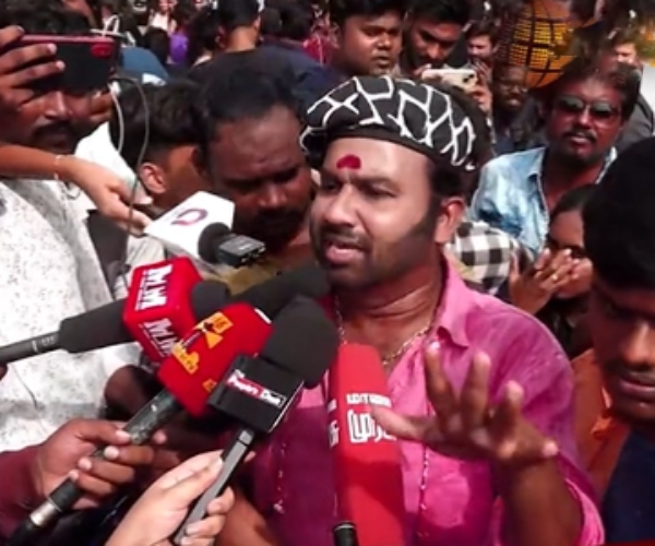 Actor Cool Suresh criticise Tamannaahs dress in Jailer movie Kaavaala song