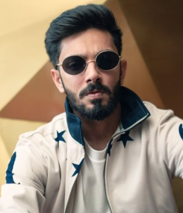 Music director of Jailer movie Anirudh shares the trending hashtag Thalaivar Nirandharam in his twitter page