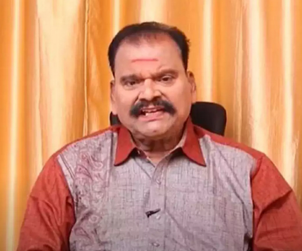 Bayilvan Ranganathan reveals Anupama Parameswaran ready for adjustment with a heavy amount 