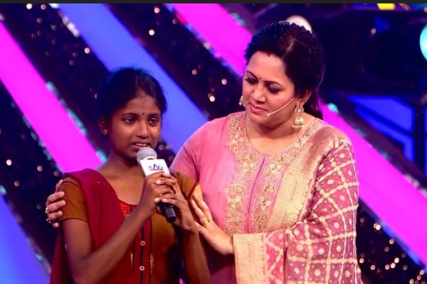 Zee Tamil channels Saregamapa little champs season 3 show Kavina and Reshna impresses everyone