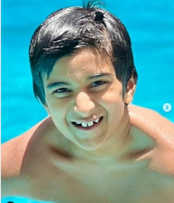 Minnale heroine Reema sen son photos trending on social media