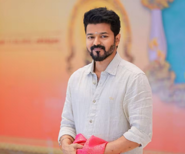 Rajinikanth is far higher than Vijay at Box Office - Raveendren Duraisamy Interview