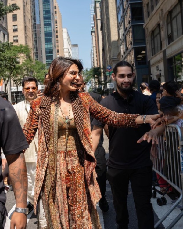 Actress Samantha has gone to America for myositis treatment 