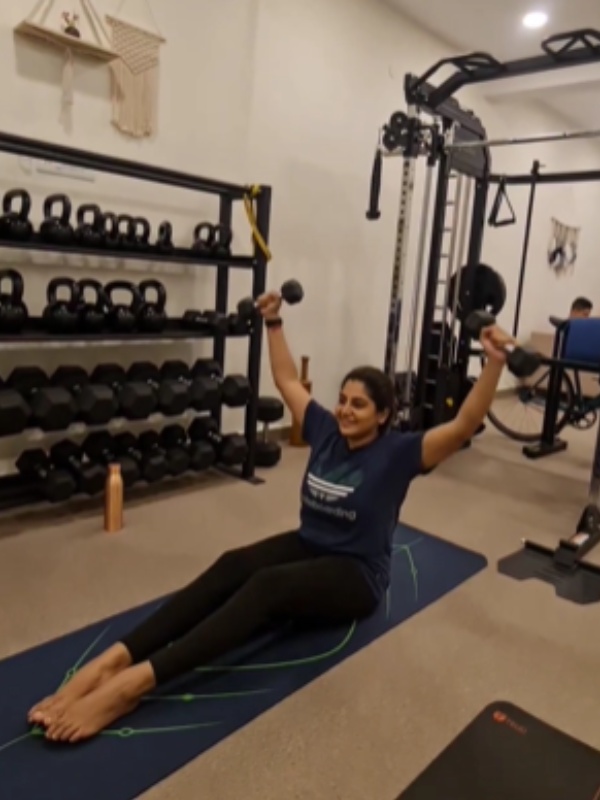 Gautham Karthik helps for Manjima Mohans workout video trending 