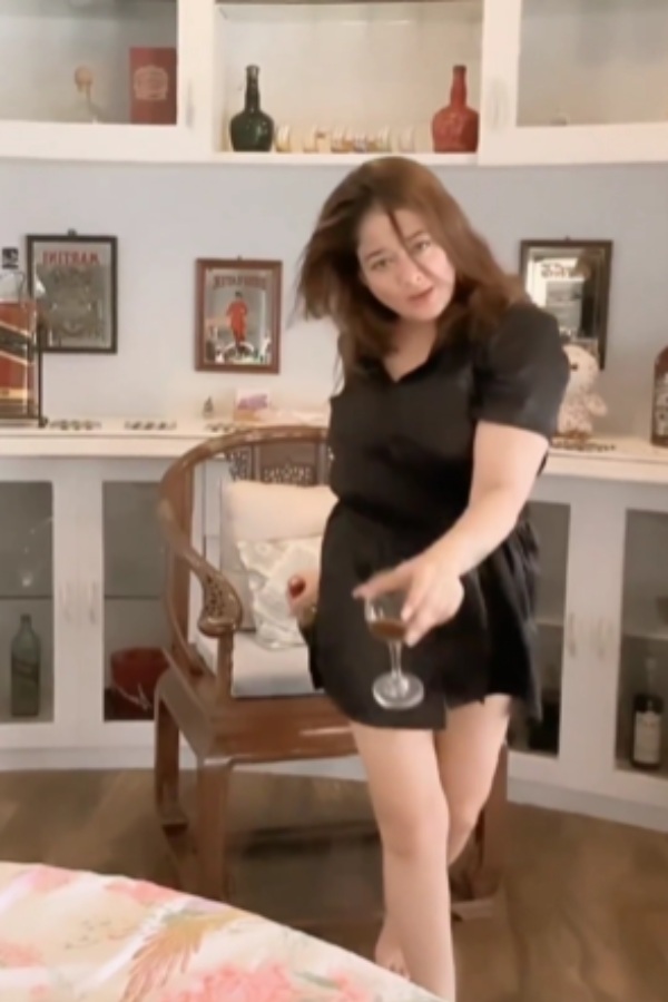 Gemini movie heroine kiran instagram post treinding on social media 