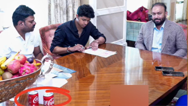 Actor Vijays Son Sanjay contract signed photo makes controversies