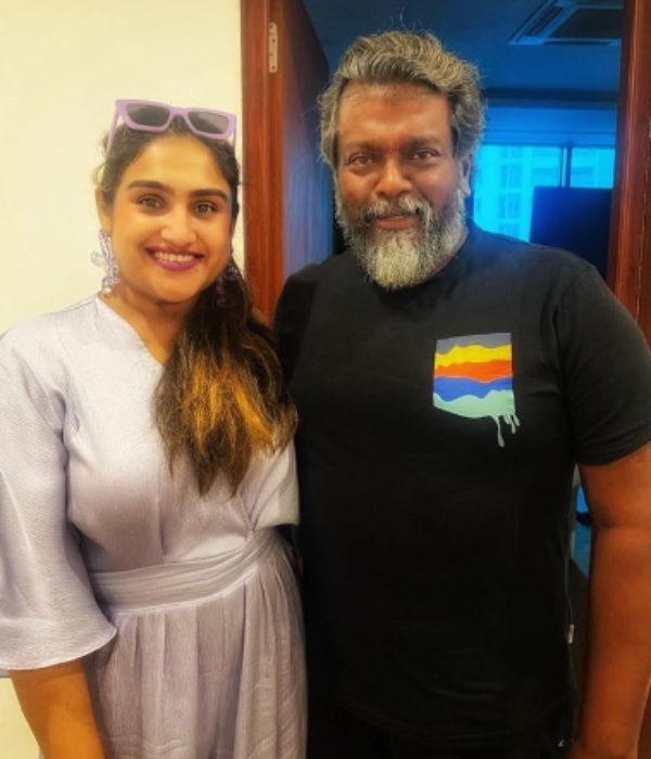Bigg Boss fame Actress Vanitha Vijayakumar meets Parthiban recently Bigg Boss fame Actress Vanitha Vijayakumar meets Parthiban recently
