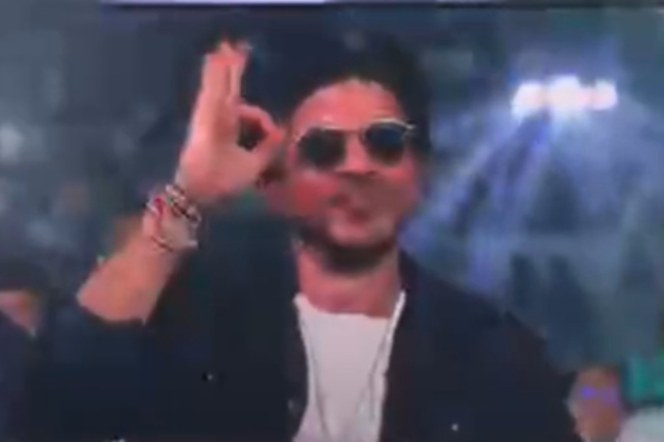 Actor Shah rukh khan says ok for Yogibabu to join in his KKR in IPL Actor Shah rukh khan says ok for Yogibabu to join in his KKR in IPL