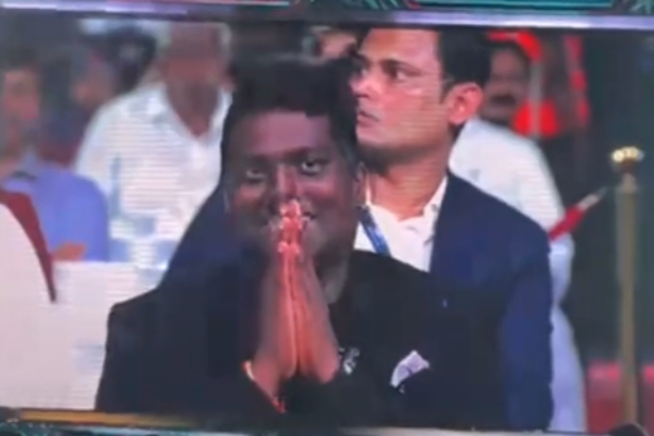 Actor Yogi babu hails director Atlee in Pre release function of Jawan movie