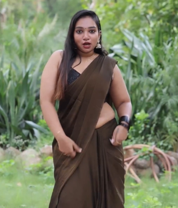 Suriya Prabha mixes Kaavaala plus Oo Solriya songs and give a steamy dance Suriya Prabha mixes Kaavaala plus Oo Solriya songs and give a steamy dance