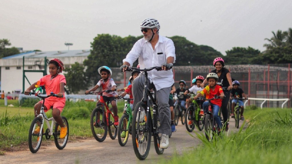  Ajith: Actor Ajiths cycling with the kids Video is trending now