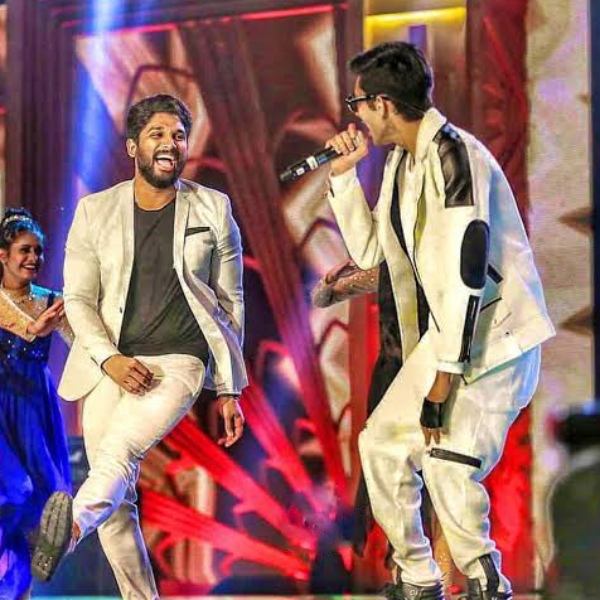 Allu Arjun ordered Anirudh to give a powerful songs to him Allu Arjun ordered Anirudh to give a powerful songs to him