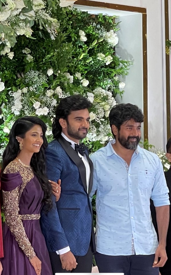 Actor Sivakarthikeyan joined Ashok selvan -Keerthi pandian wedding reception with SK21 look