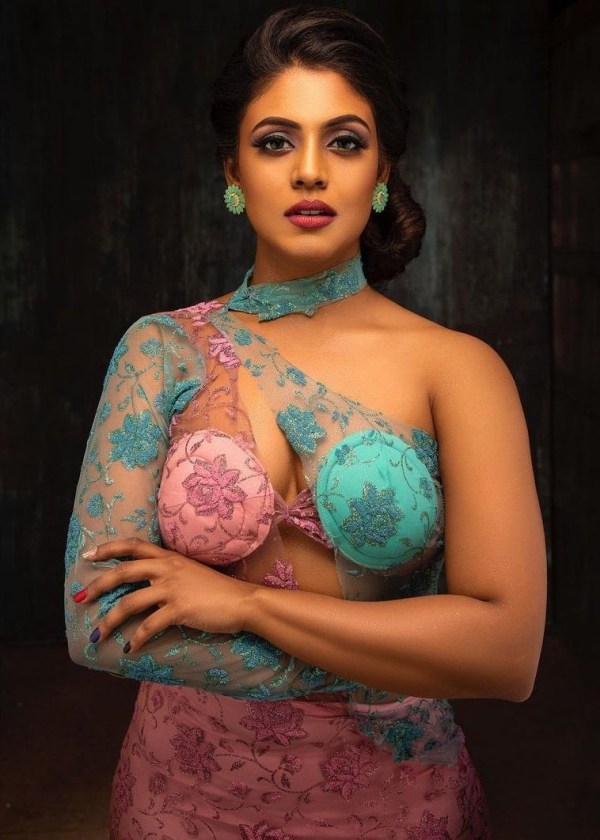 Actress Ineya talks about ready to adjust with Seeran movie hero