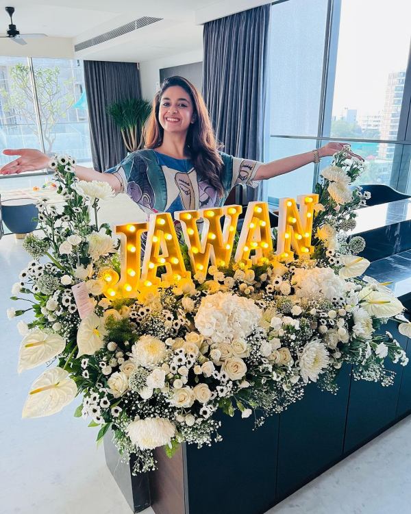 Actress Keerthi Suresh enjoys Jawan movie success with Atlee and his wife priya Atlee Actress Keerthi Suresh enjoys Jawan movie success with Atlee and his wife priya Atlee