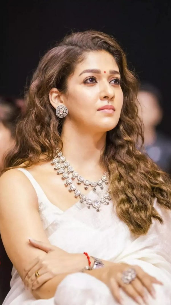 Nayanthara didnt promote Iraivan trailer in her instagram page gets trolled Nayanthara didnt promote Iraivan trailer in her instagram page gets trolled