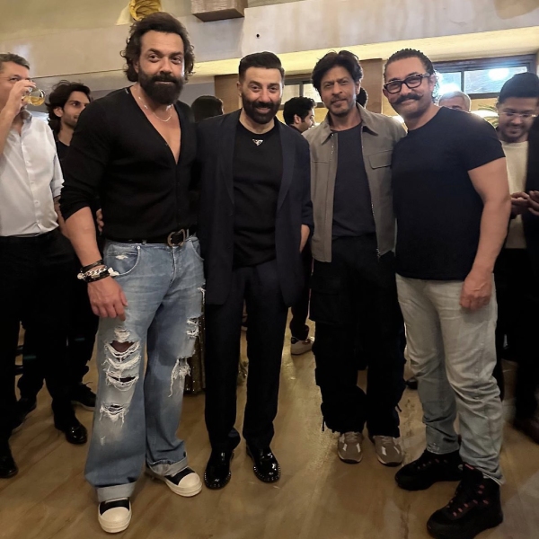 Three Khans and total bollywood celebs attend Gadar 2 success bash