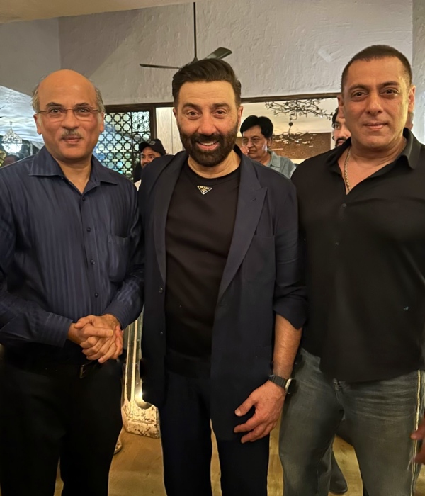 Three Khans and total bollywood celebs attend Gadar 2 success bash