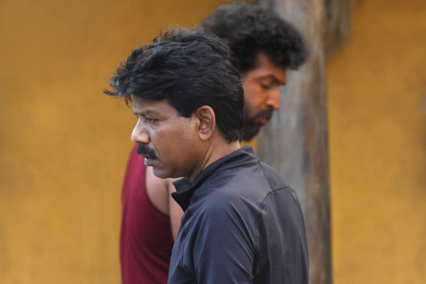  Vijay Antony: Vijay Antony attended the promotion of Raththam with his youngest daughter