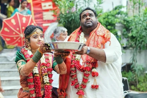 Bayilvan Ranganathan has released a video on YouTube about producer Ravinder